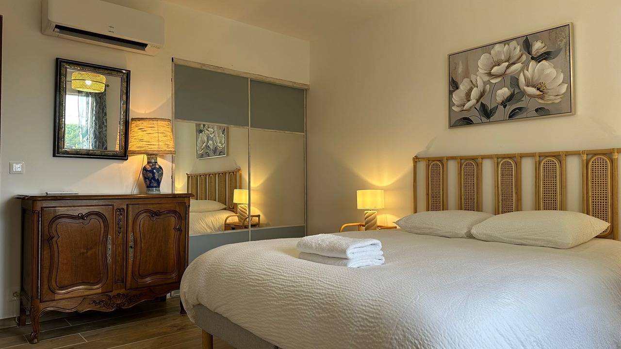 Photo of Bedroom in Tresques