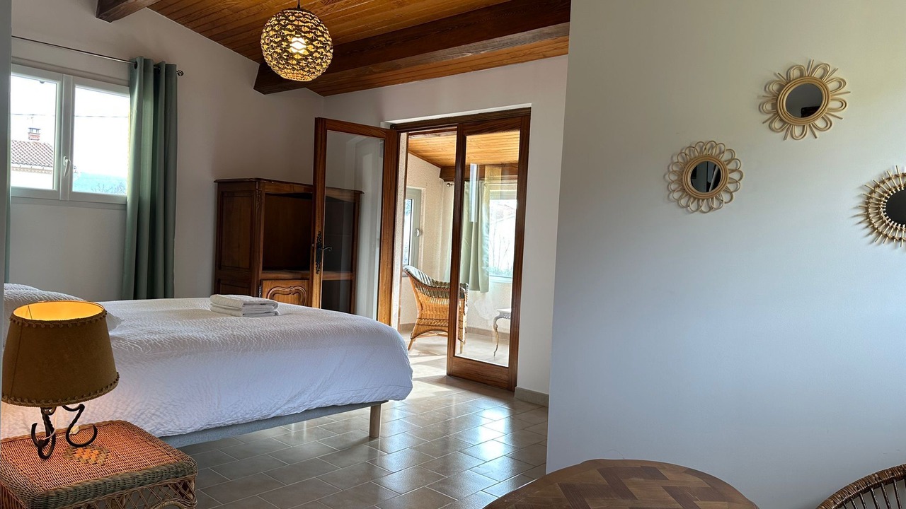Photo of Bedroom in Tresques