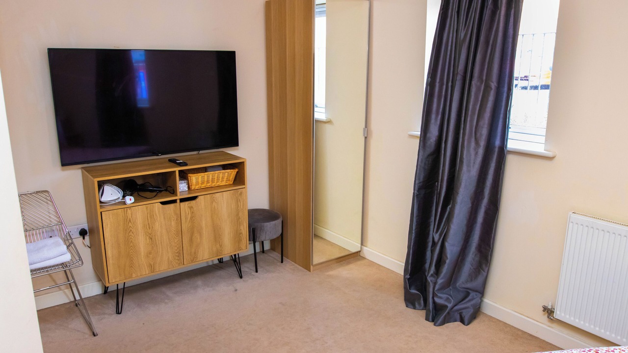 Photo of Bedroom in Burton Latimer