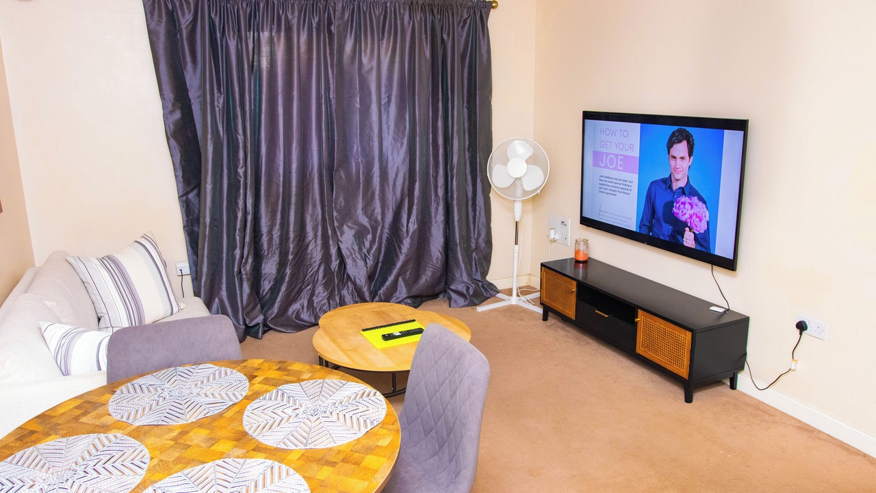 Photo of Livingroom in Burton Latimer