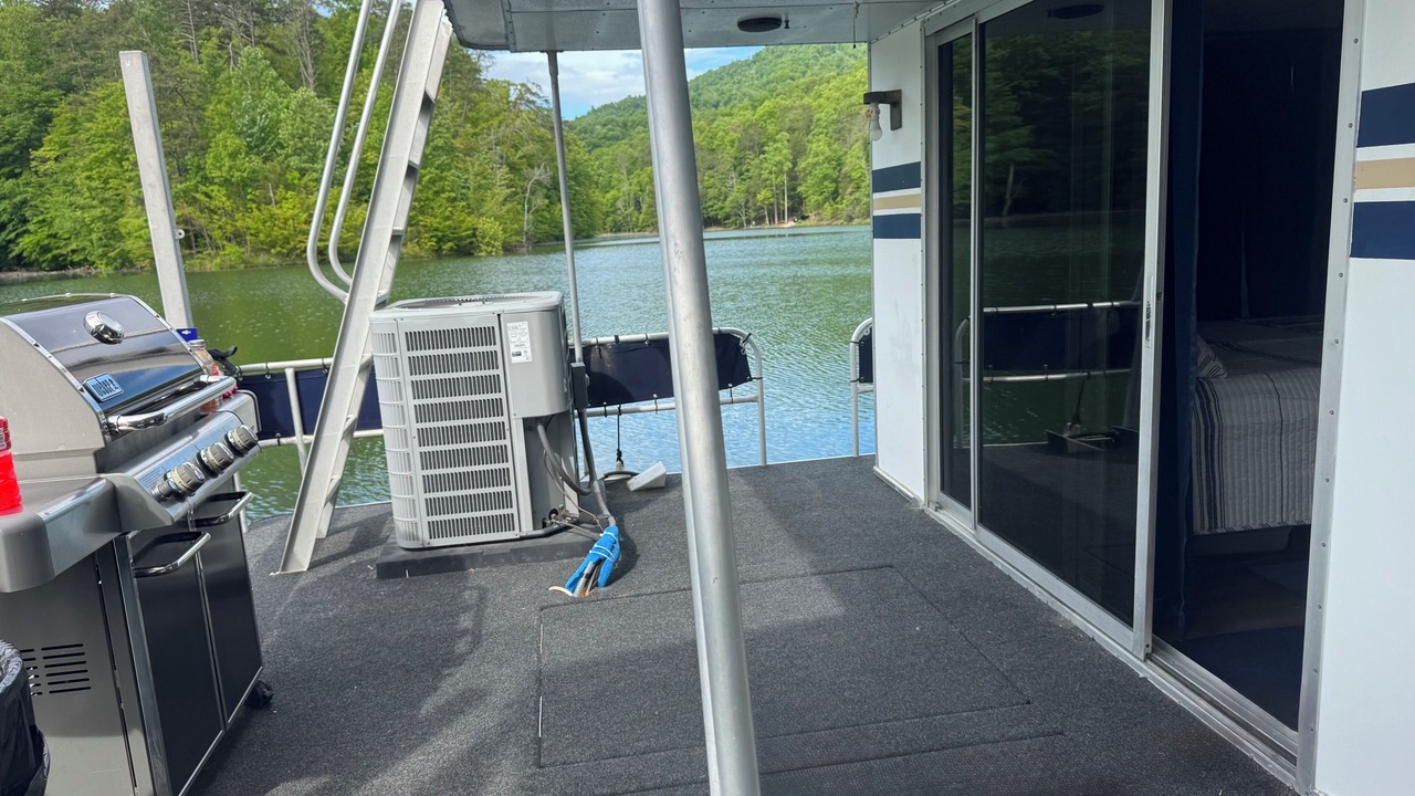 Photo of Patio Balcony in Tazewell
