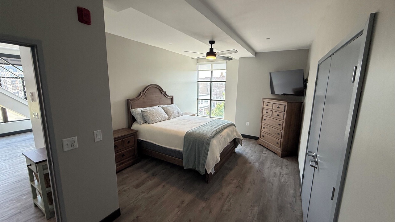 Photo of Bedroom in Evansville