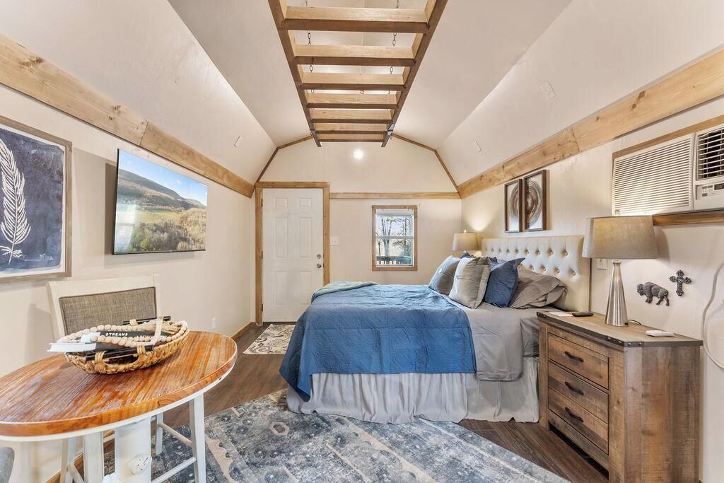 Photo of Bedroom in Jasper