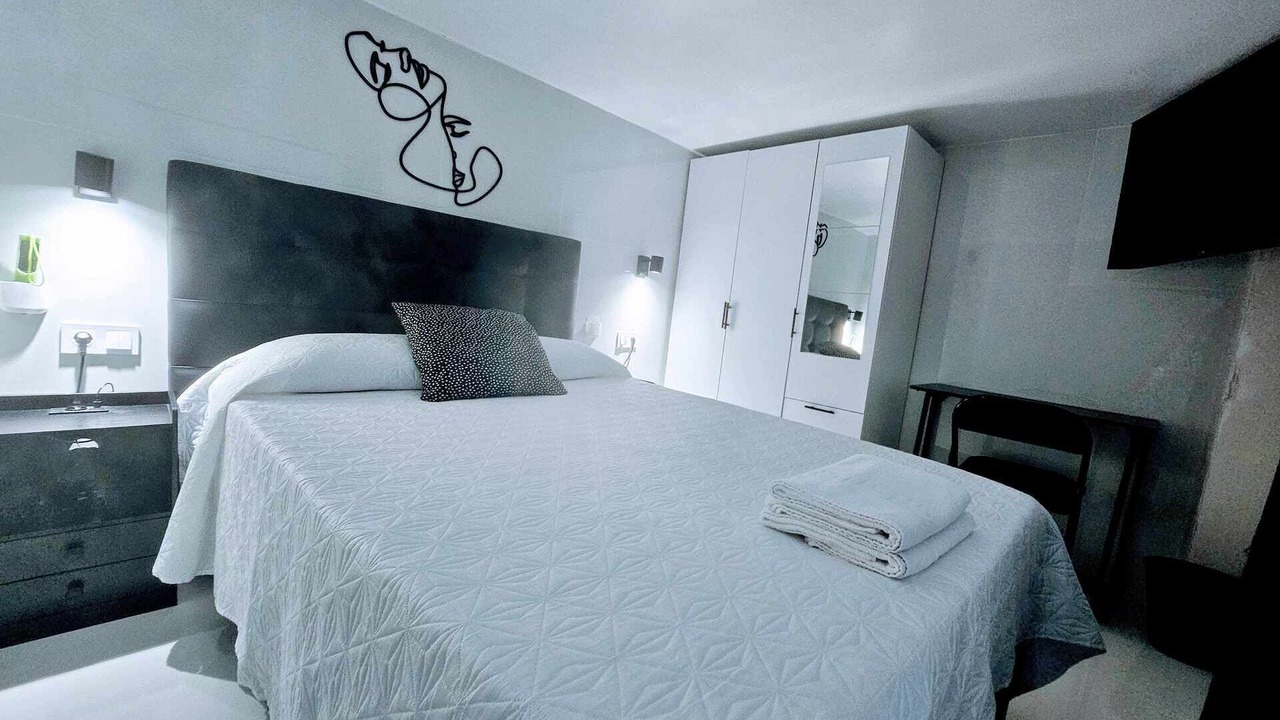 Photo of Bedroom in Ciutat de les Arts i les Ciencies