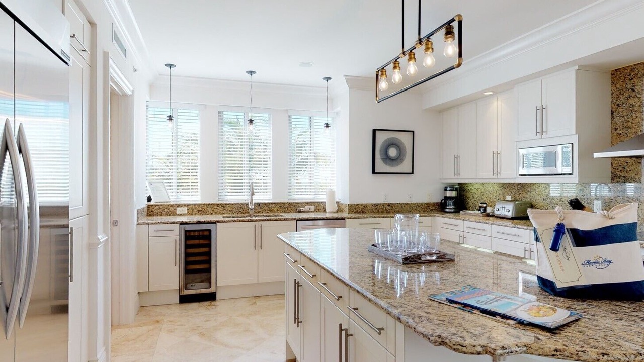 Photo of Kitchen in Marathon