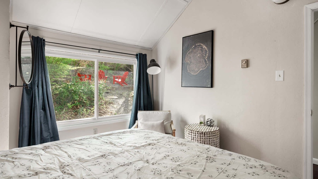 Photo of Bedroom in Ridgeway