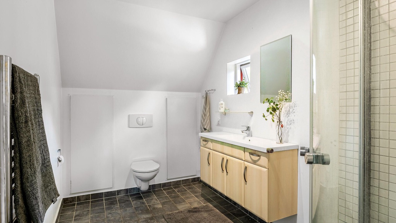 Photo of Bathroom in Thorsoe