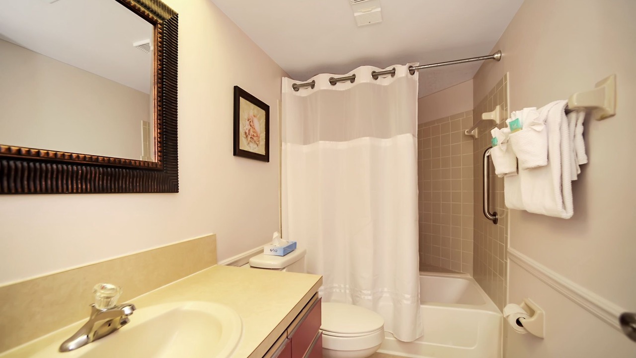 Photo of Bathroom in Golden Beach Estates