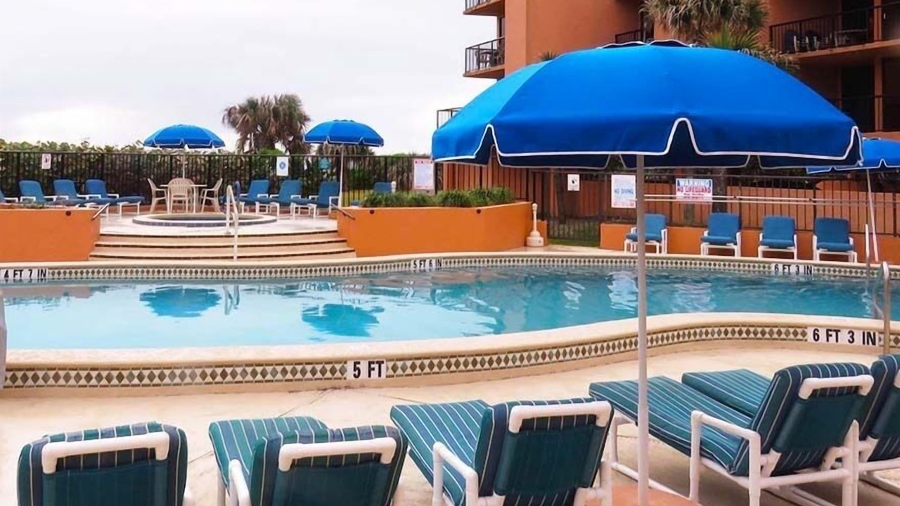 Photo of Outdoor in Golden Beach Estates