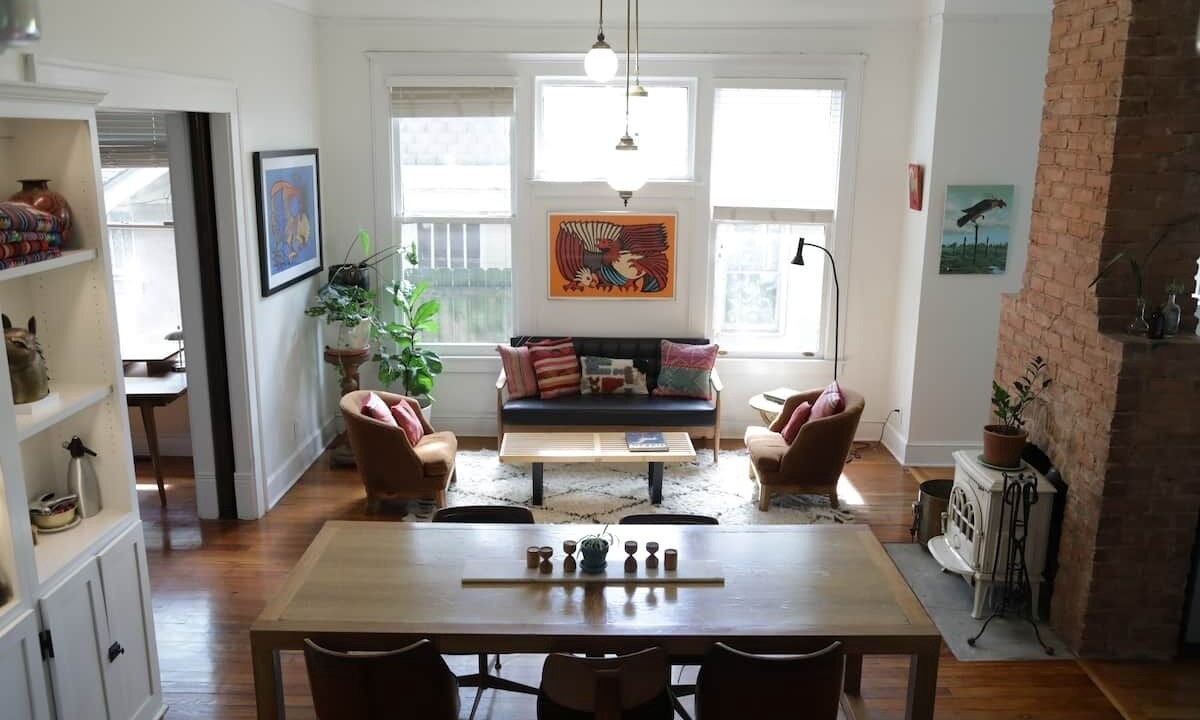 Photo of Livingroom in Candler Park