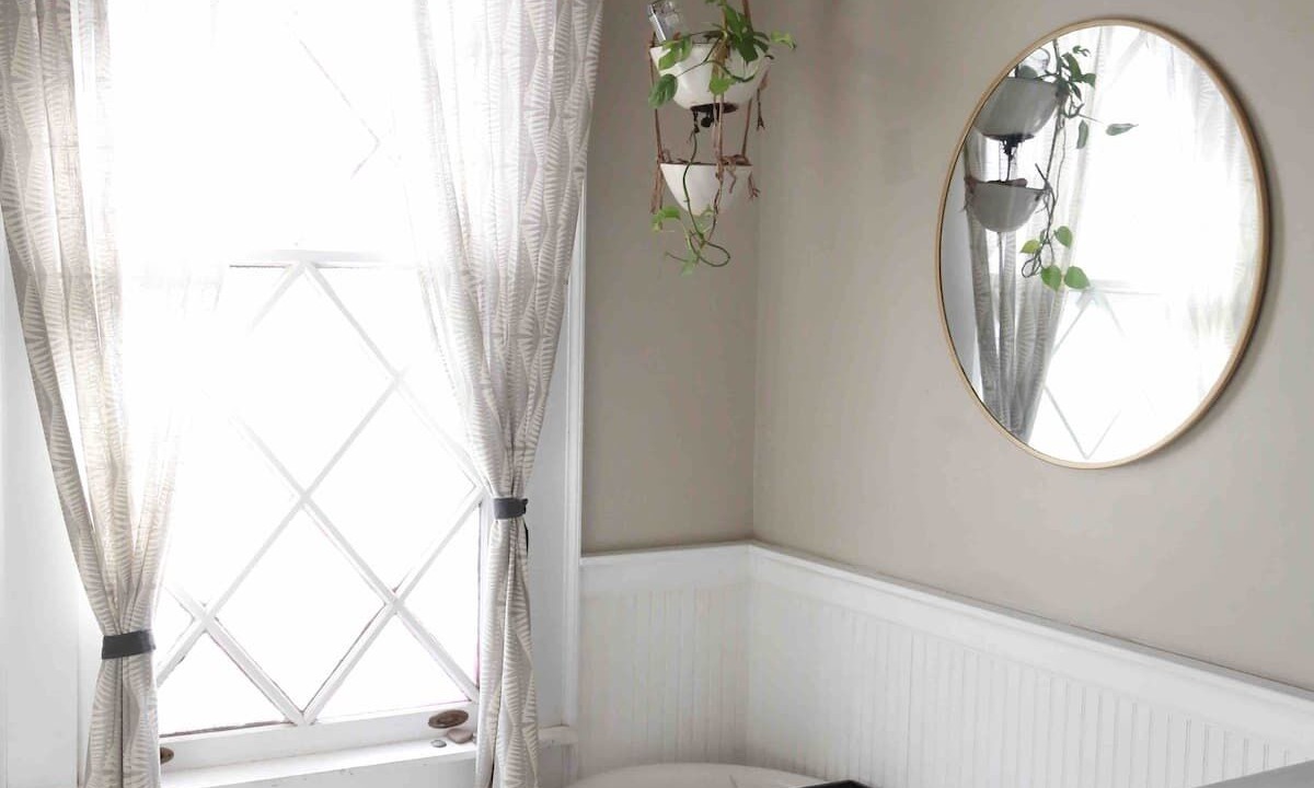 Photo of Bathroom in Candler Park