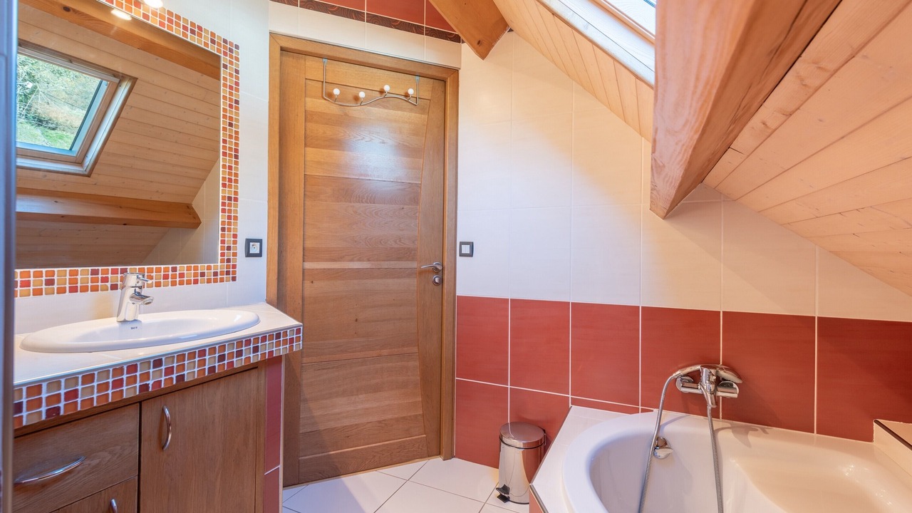 Photo of Bathroom in Arras-en-Lavedan