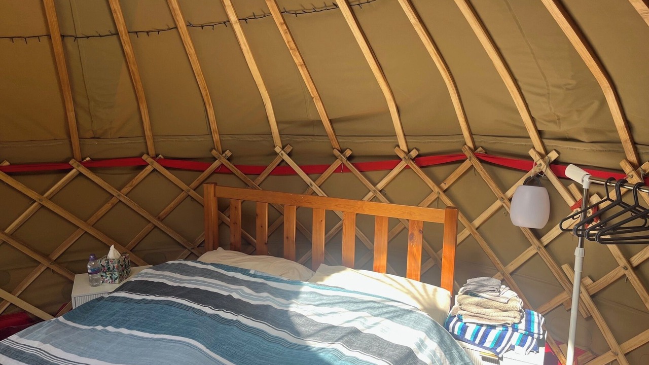 Photo of Others in Contin