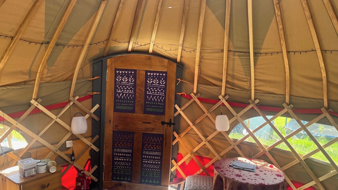 Photo of Others in Contin