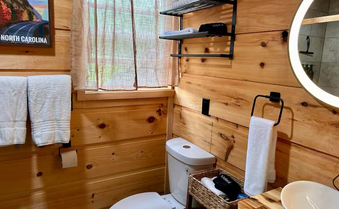 Photo of Bathroom in Flat Rock