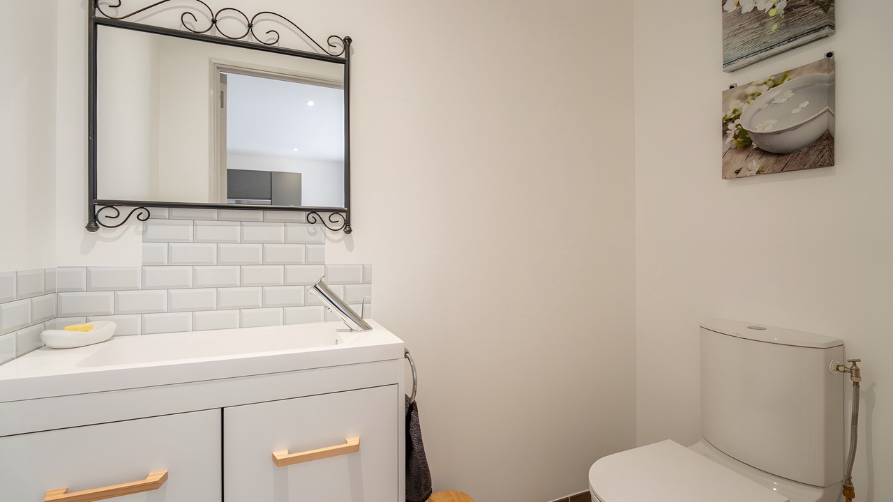 Photo of Bathroom in Olonzac