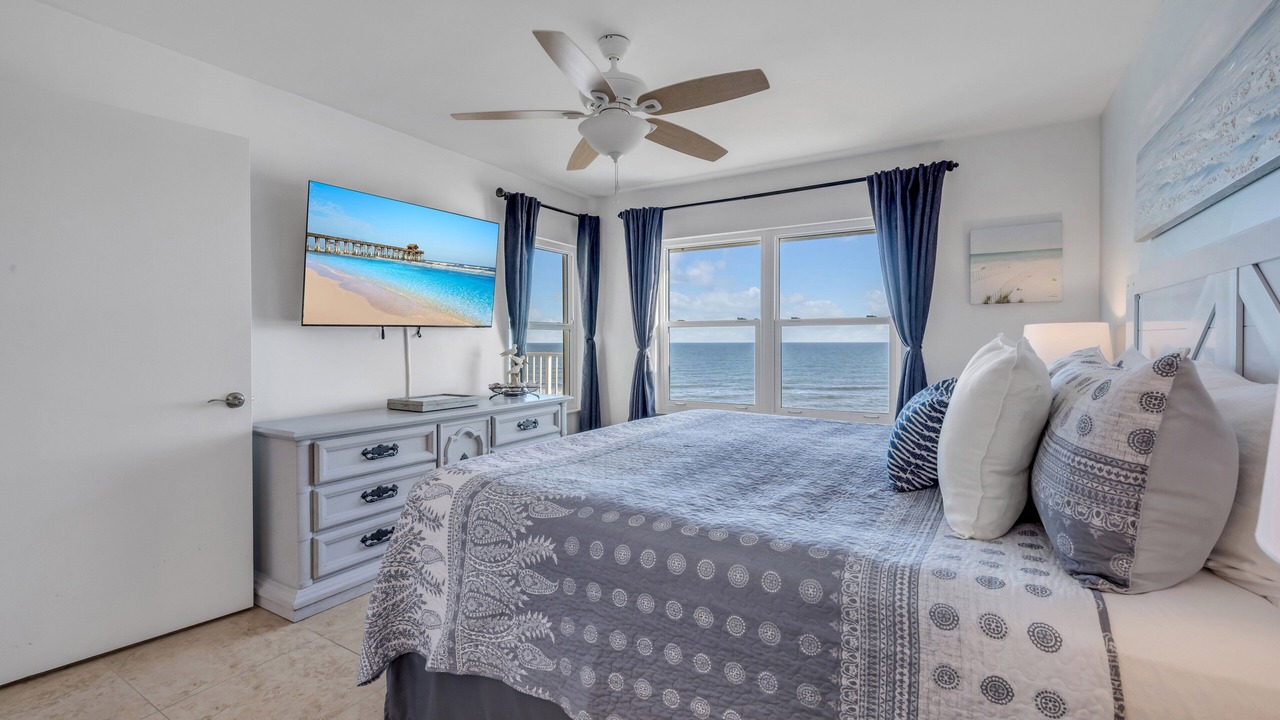 Photo of Bedroom in Seawinds Condo