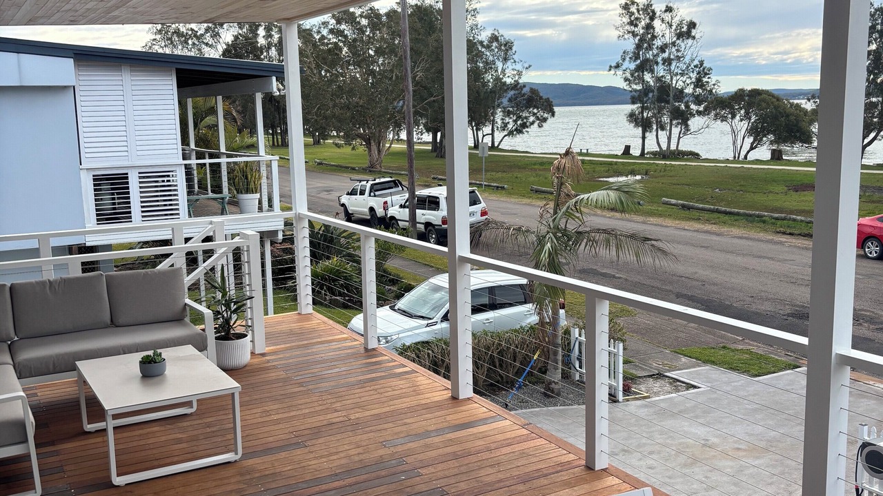 Photo of Others in Lemon Tree Passage