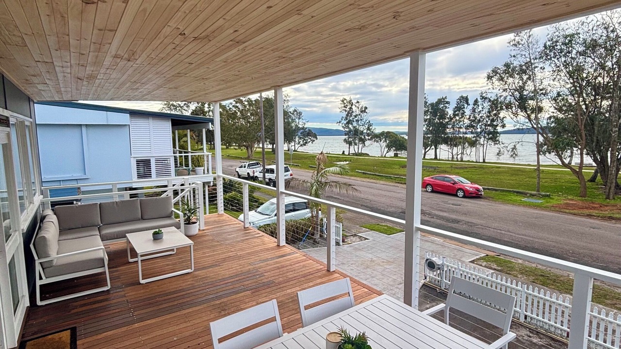 Photo of Others in Lemon Tree Passage