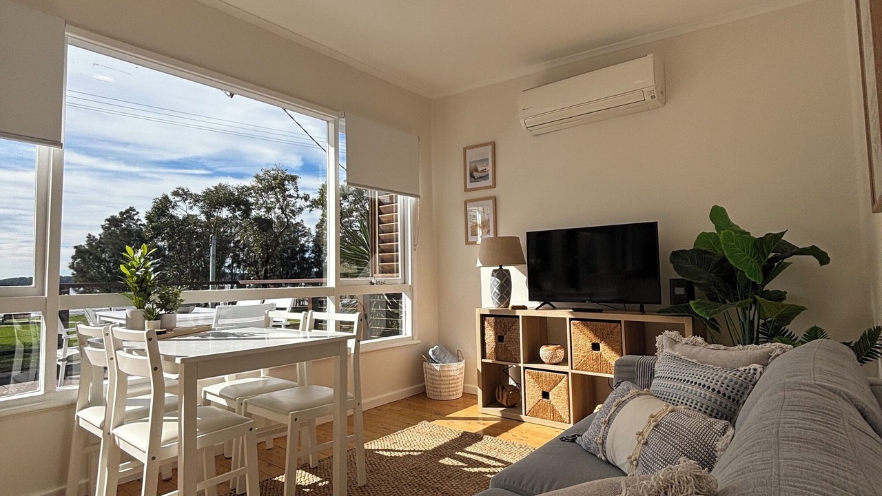 Photo of Others in Lemon Tree Passage