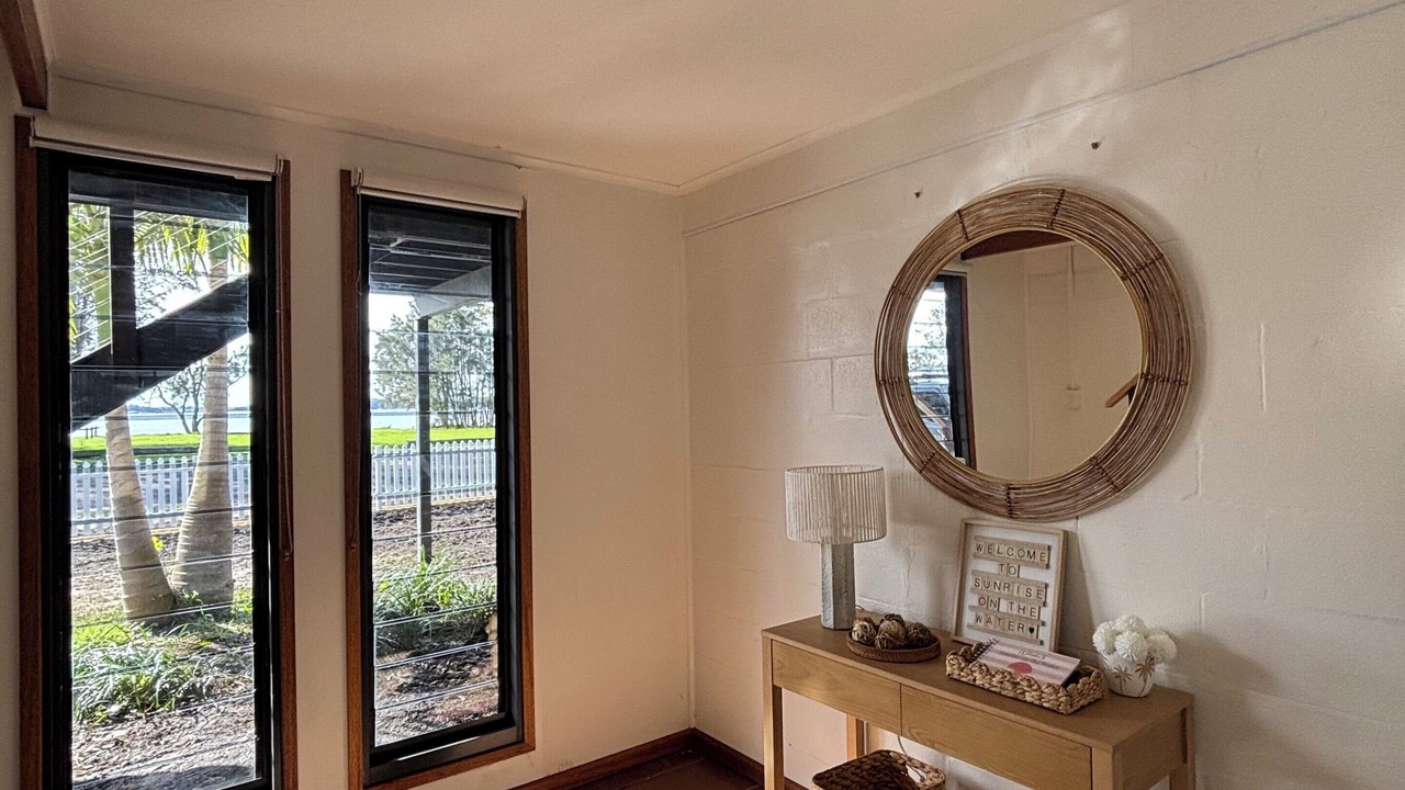 Photo of Others in Lemon Tree Passage