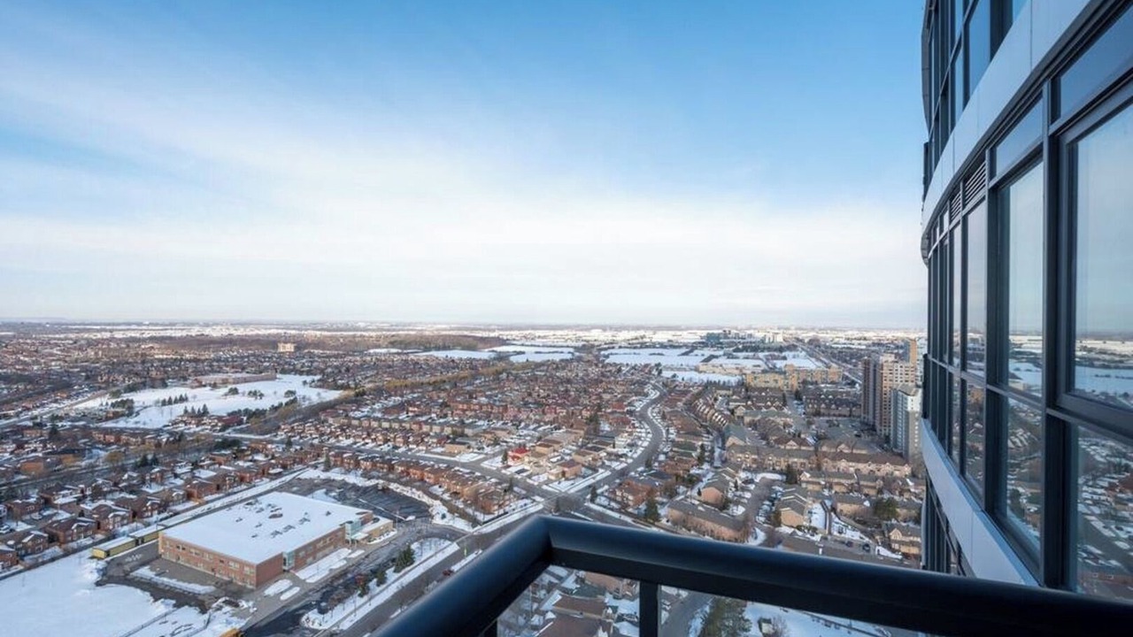 Photo of Outdoor in Hurontario