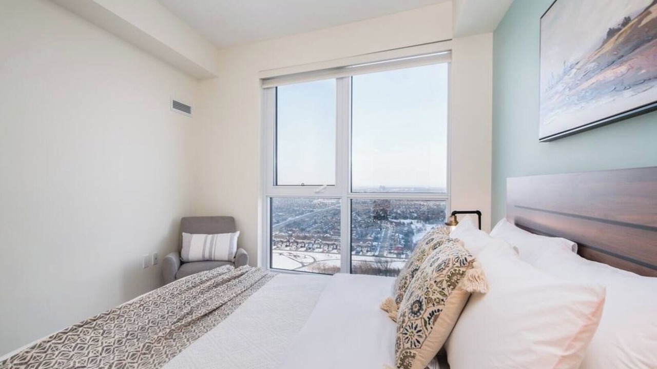 Photo of Bedroom in Hurontario