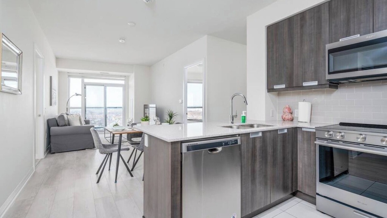 Photo of Kitchen in Hurontario
