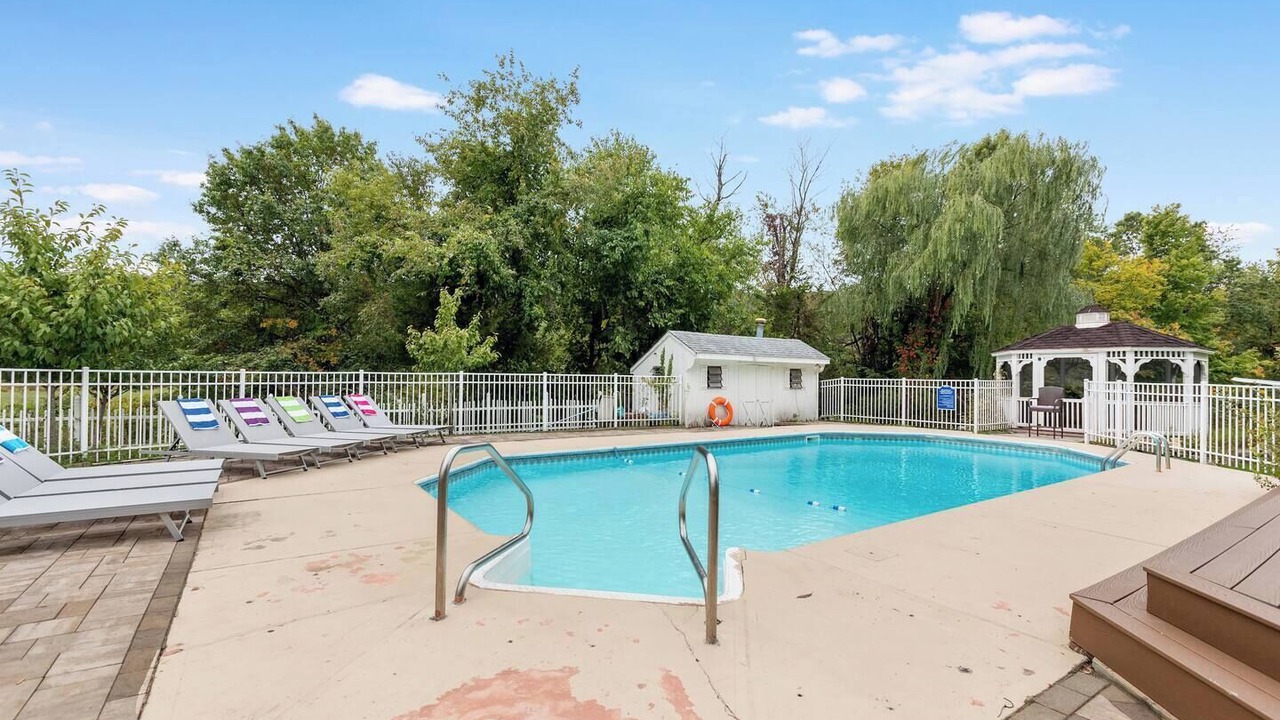 Photo of Outdoor in Monroe