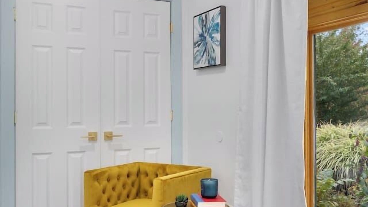 Photo of Others in Monroe