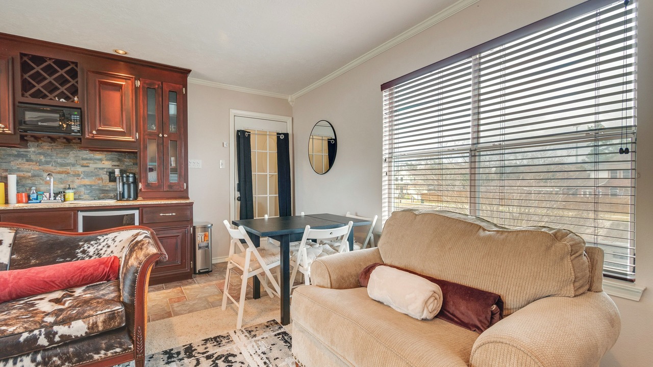 Photo of Livingroom in Wimbledon Falls
