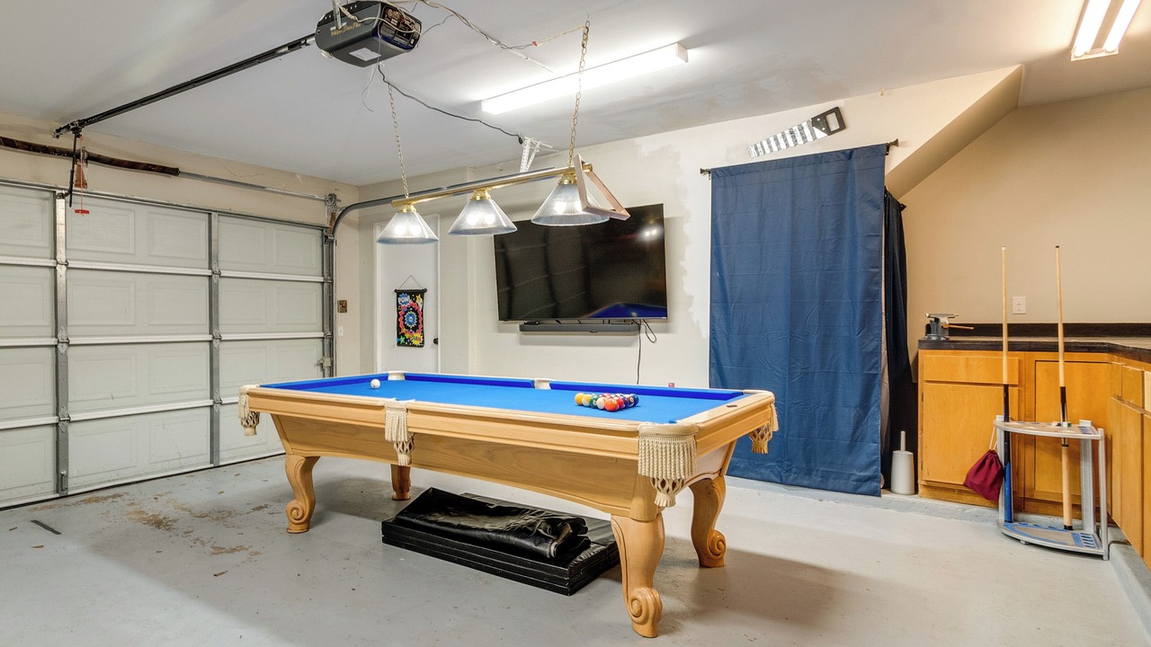 Photo of Bedroom in Wimbledon Falls