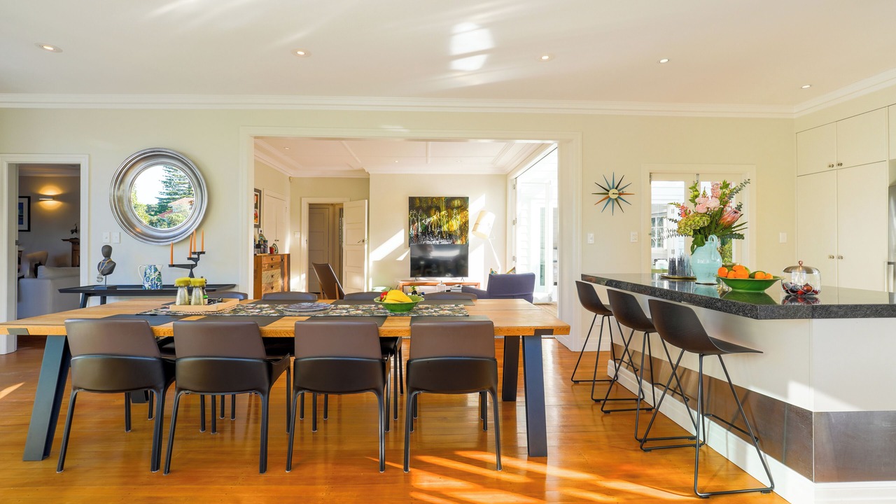 Photo of Others in Parnell