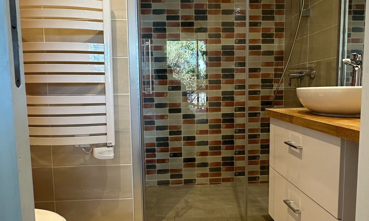 Photo of Bathroom in Saint-Aygulf