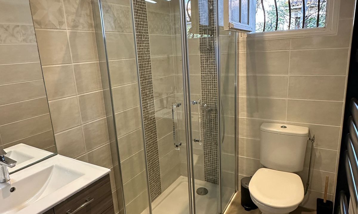 Photo of Bathroom in Saint-Aygulf