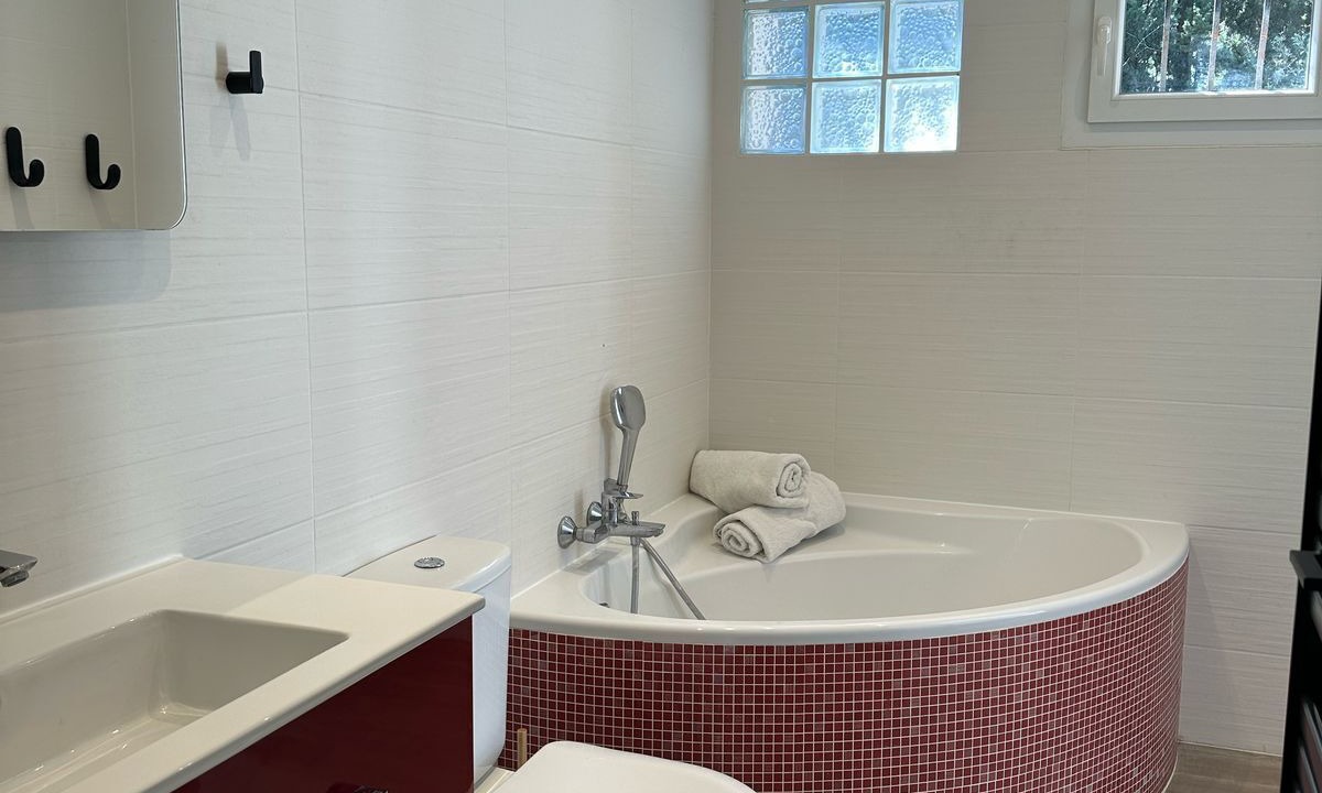 Photo of Bathroom in Saint-Aygulf