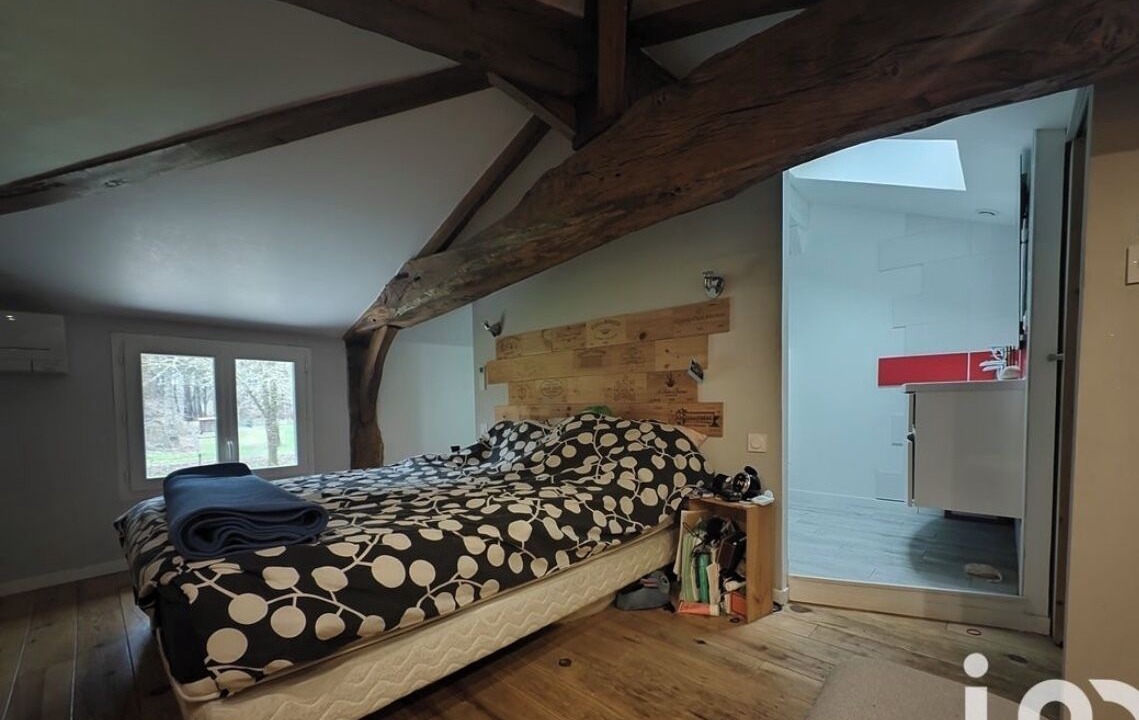 Photo of Bedroom in Luxey