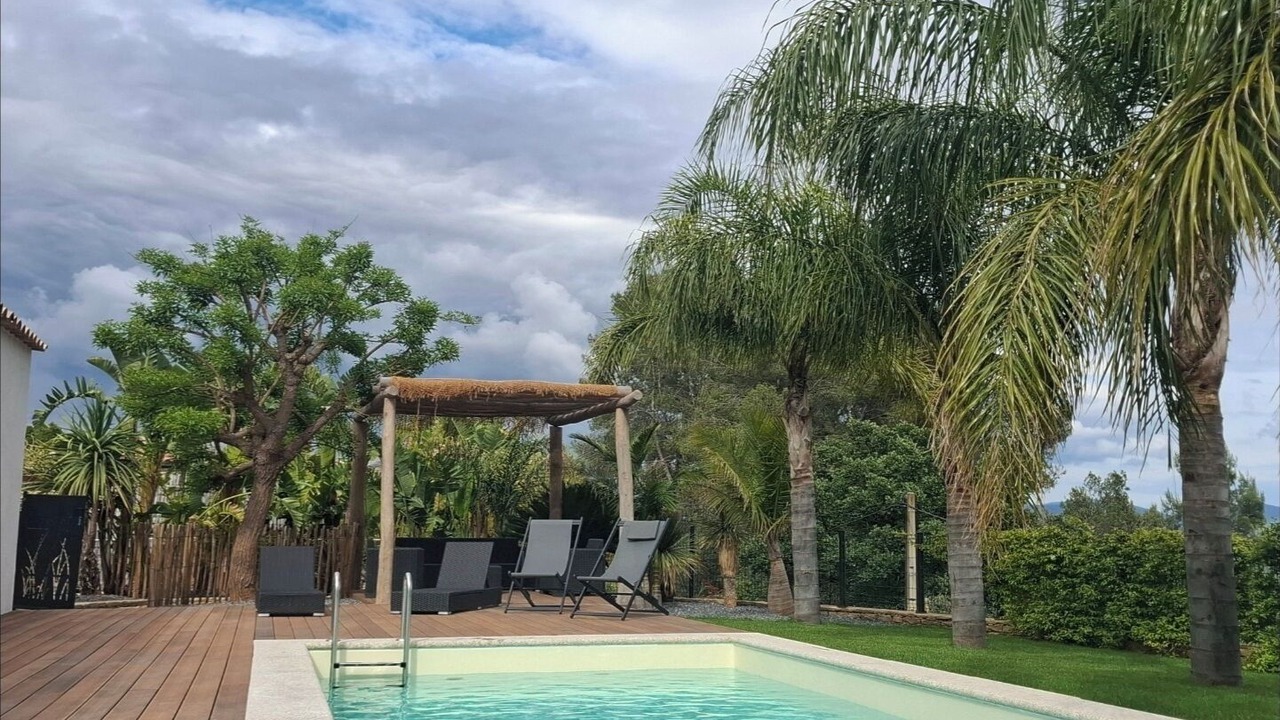 Photo of Outdoor in Cuers