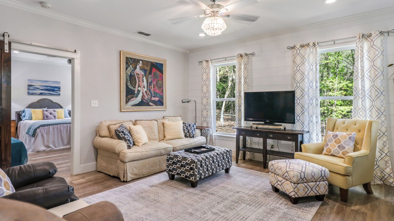 Photo of Livingroom in Gilmer