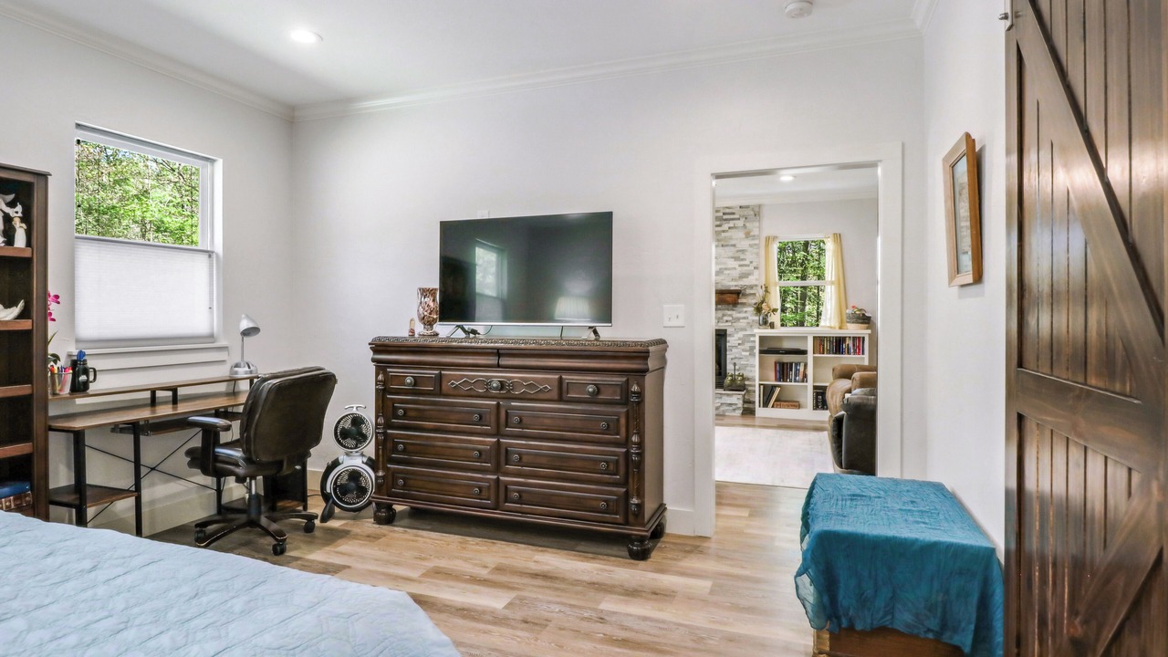 Photo of Bedroom in Gilmer