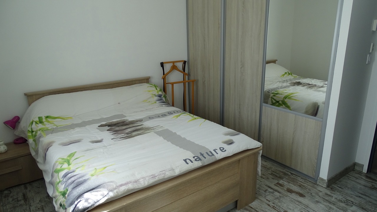 Photo of Bedroom in Flaux