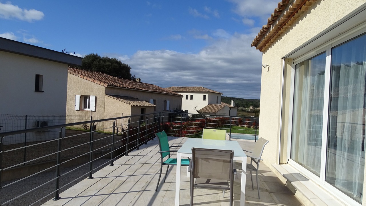Photo of Outdoor in Flaux