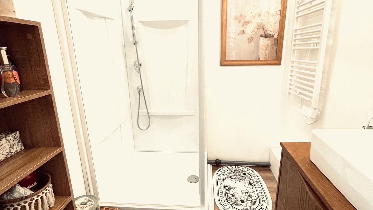 Photo of Bathroom in Ferrieres