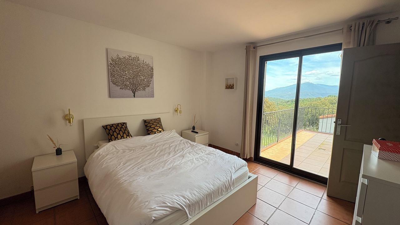 Photo of Bedroom in Vives