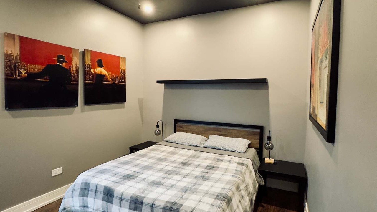 Photo of Bedroom in North Lawndale