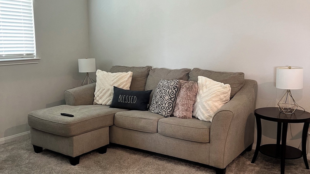Photo of Livingroom in Iowa Colony