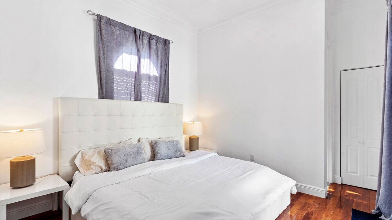 Photo of Bedroom in South Lake