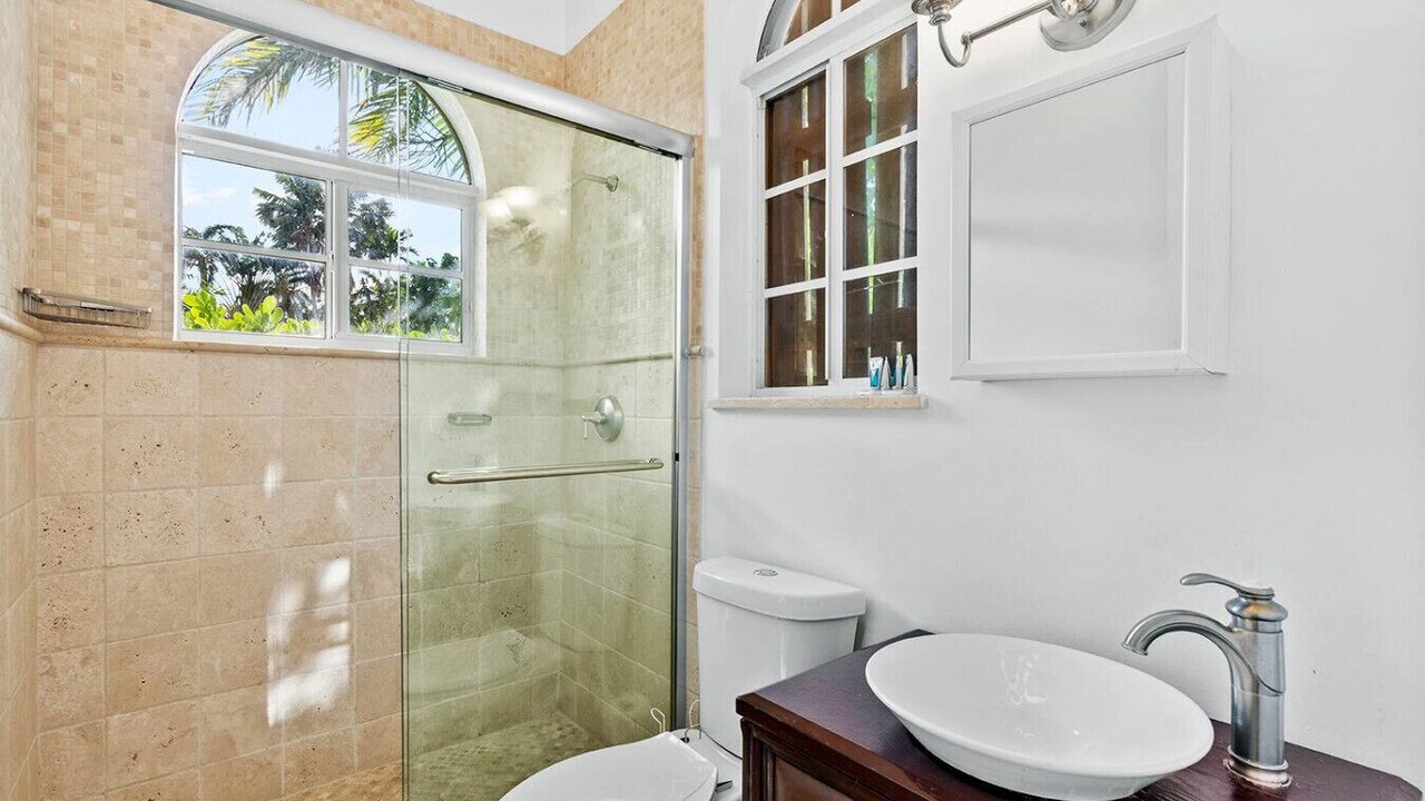 Photo of Bathroom in South Lake