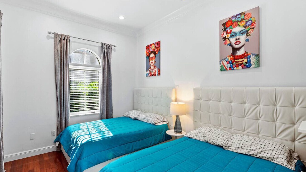 Photo of Bedroom in South Lake