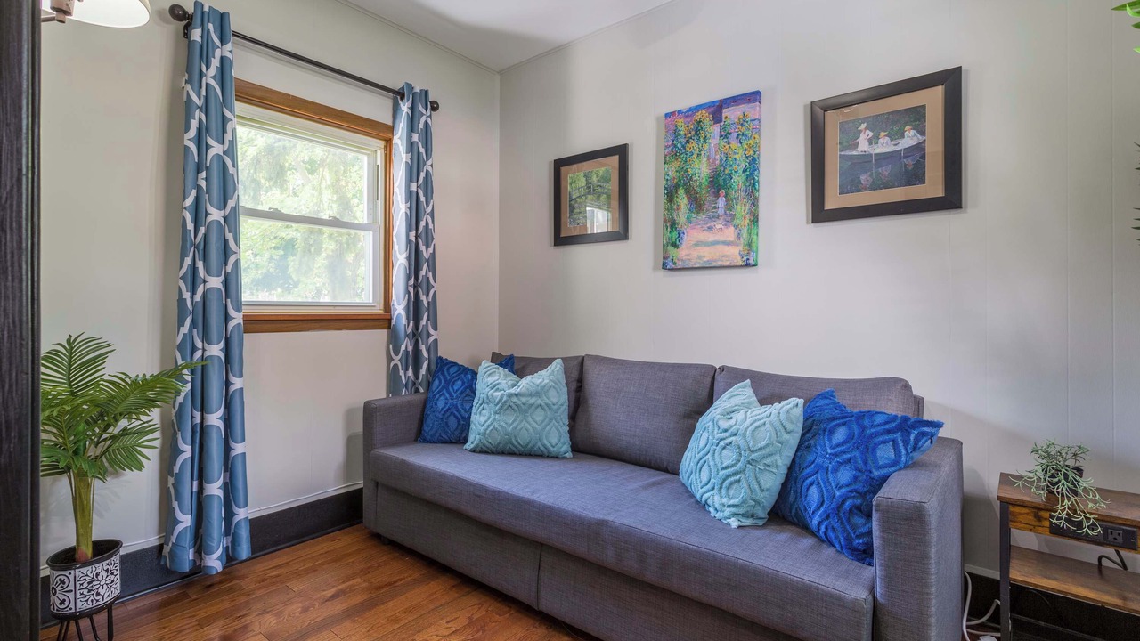 Photo of Livingroom in Lockport